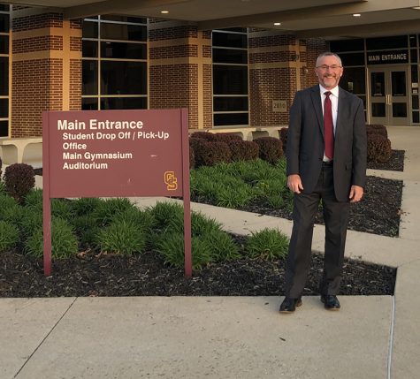 Dr. Bryan Perry joined the South Gibson School Corporation as its new superintendent at the start of the 2022-2023 school year. He previously served as the assistant superintendent for human resources in the Evansville Vanderburgh School Corporation.