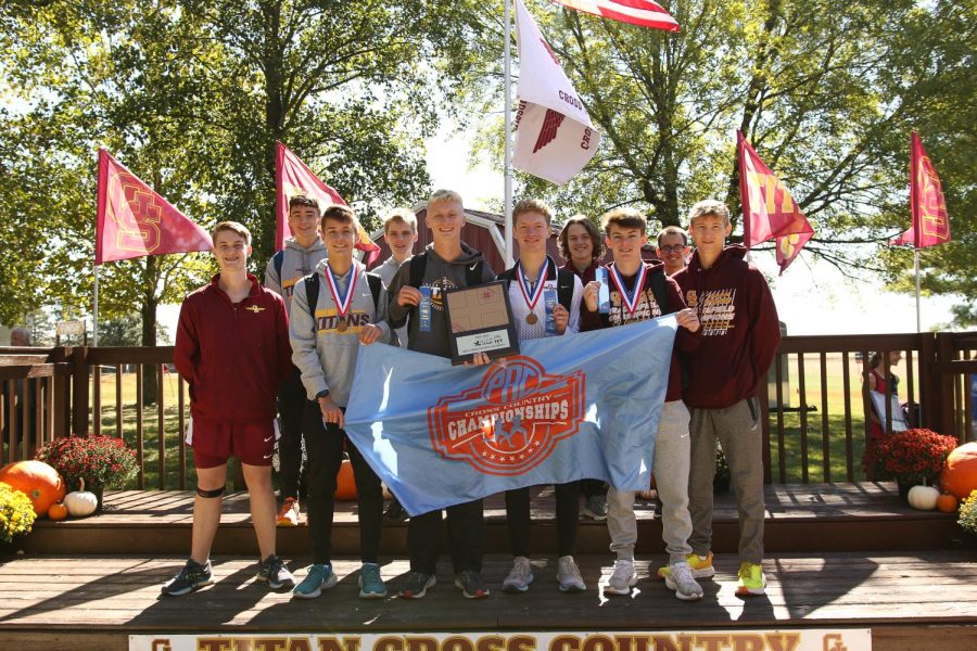 The Titan mens cross country team captured the PAC championship on Saturday, October 1. Junior Alex Spindler won the meet for the Titans and set a new course record with a time of 16:07.