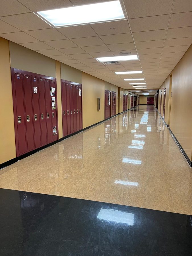 In past years when seniors took reduced schedules, the senior hallway was empty. That will not be the case second semester.