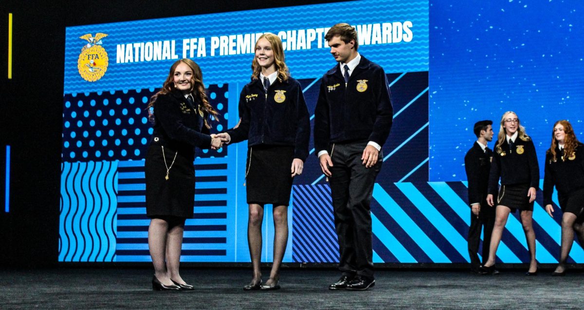 Mylie+Rexing+and+Adam+Spindler+were+recognized+at+the+2022+FFA+National+Convention+for+being+named+a+national+3-star+chapter.