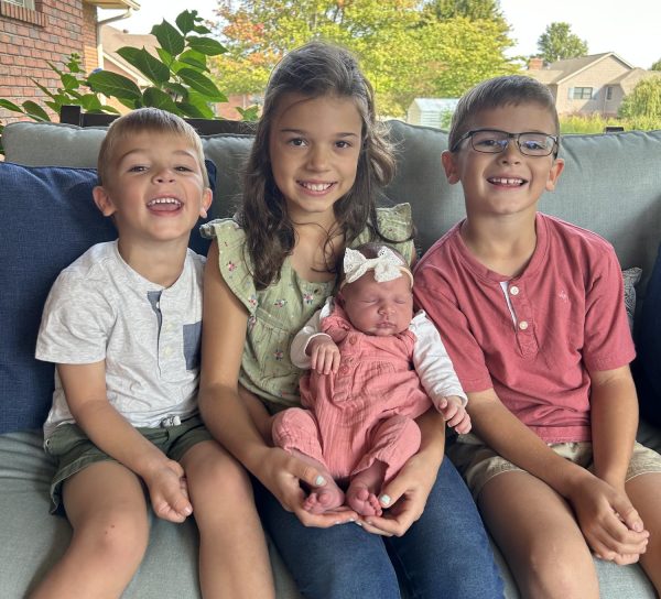 The Brasher siblings, Luke, Kinley, and Kameron, welcome home their baby sister, Maylee. 